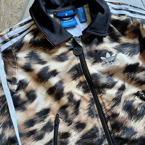2-3t Cheetah Adidas track suit
